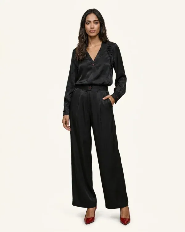 Pure Noir Elegance Set