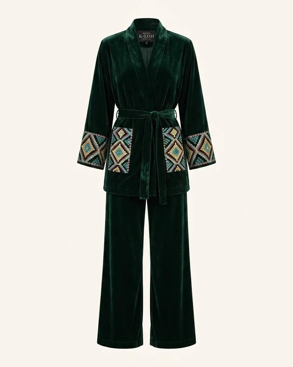 Velvet Throne Set by Maison K-Loh, view 3